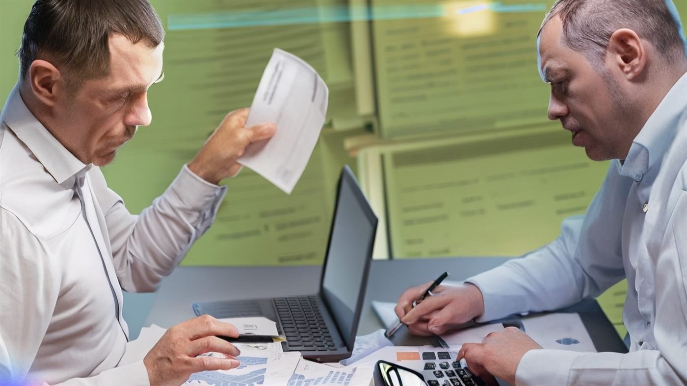 Treasurer vs. Bookkeeper: What Are the Differences?