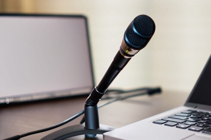 How to Write a Winning Voice-Over Cover Letter (With Example)
